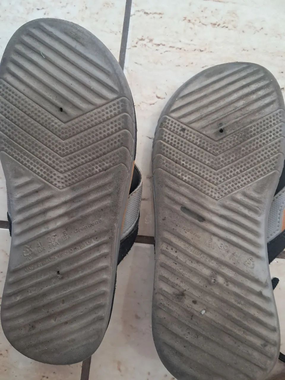 Chinelo semi novo - Foto 2