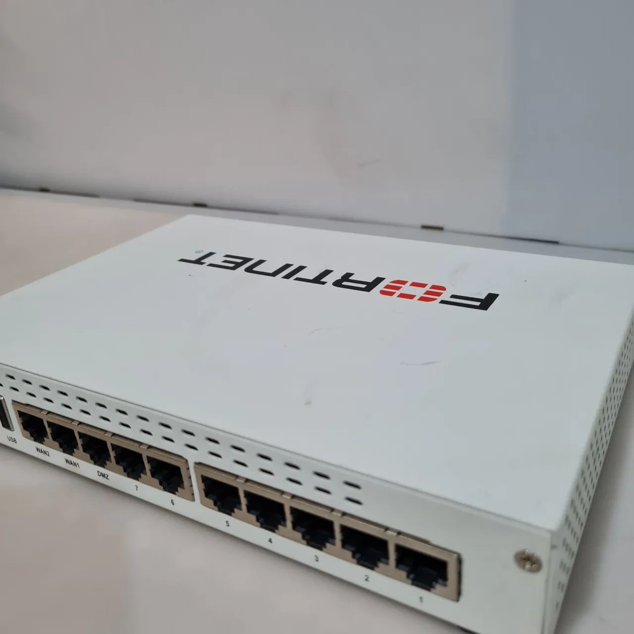  Fortinet FortiGate 80E FG-80E Sem Fonte Sem Testes - Foto 2