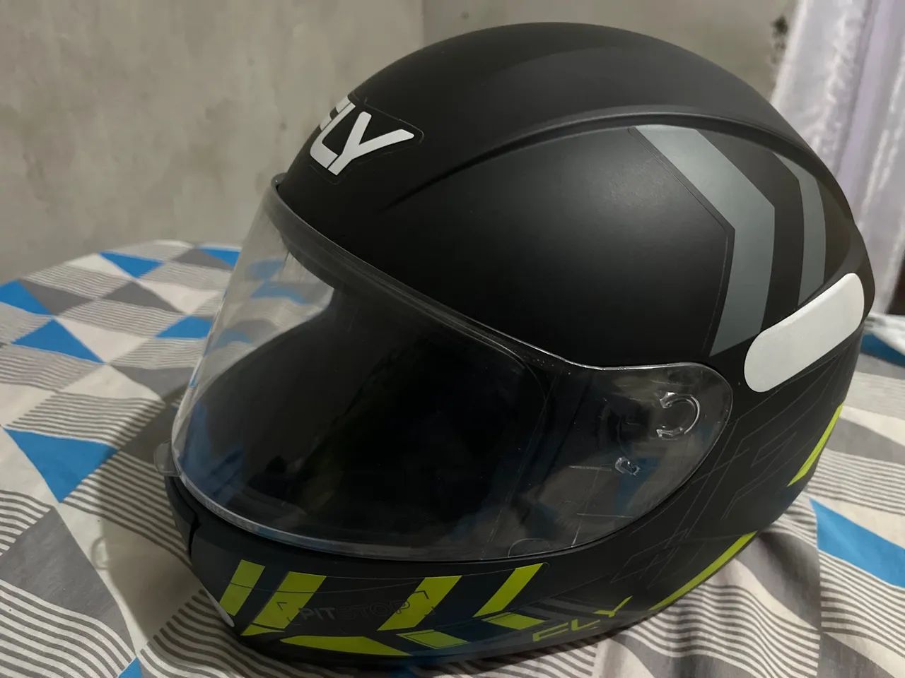 Capacete FLY