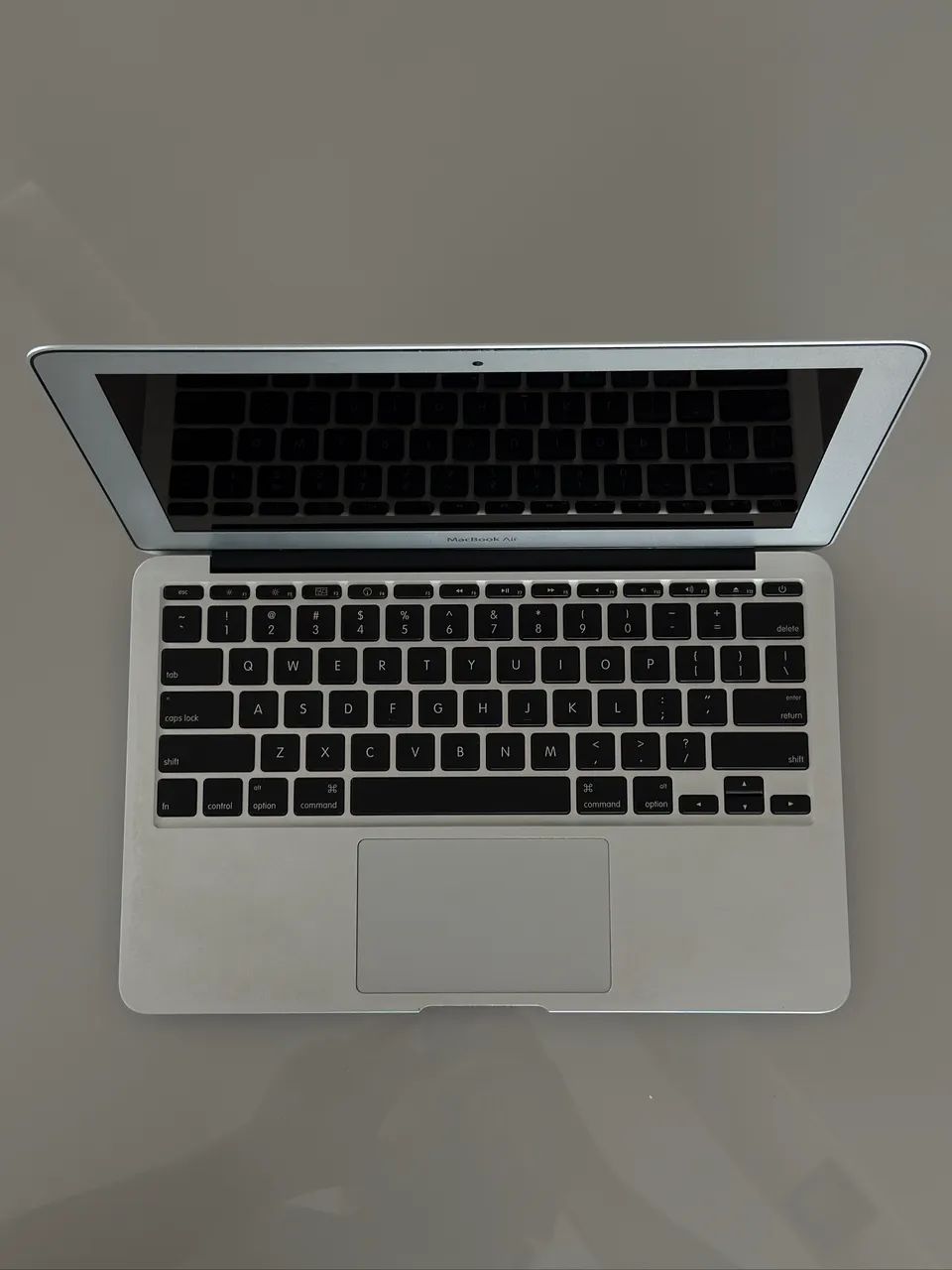 MacBook Air 11 - SSD 256GB - Muito conservado - Foto 2