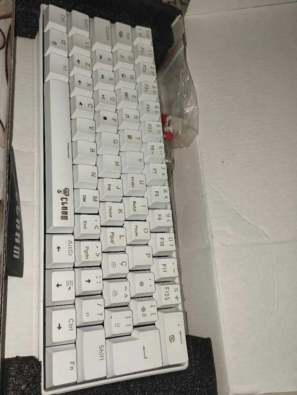 Teclado mecânico clanm 60%
