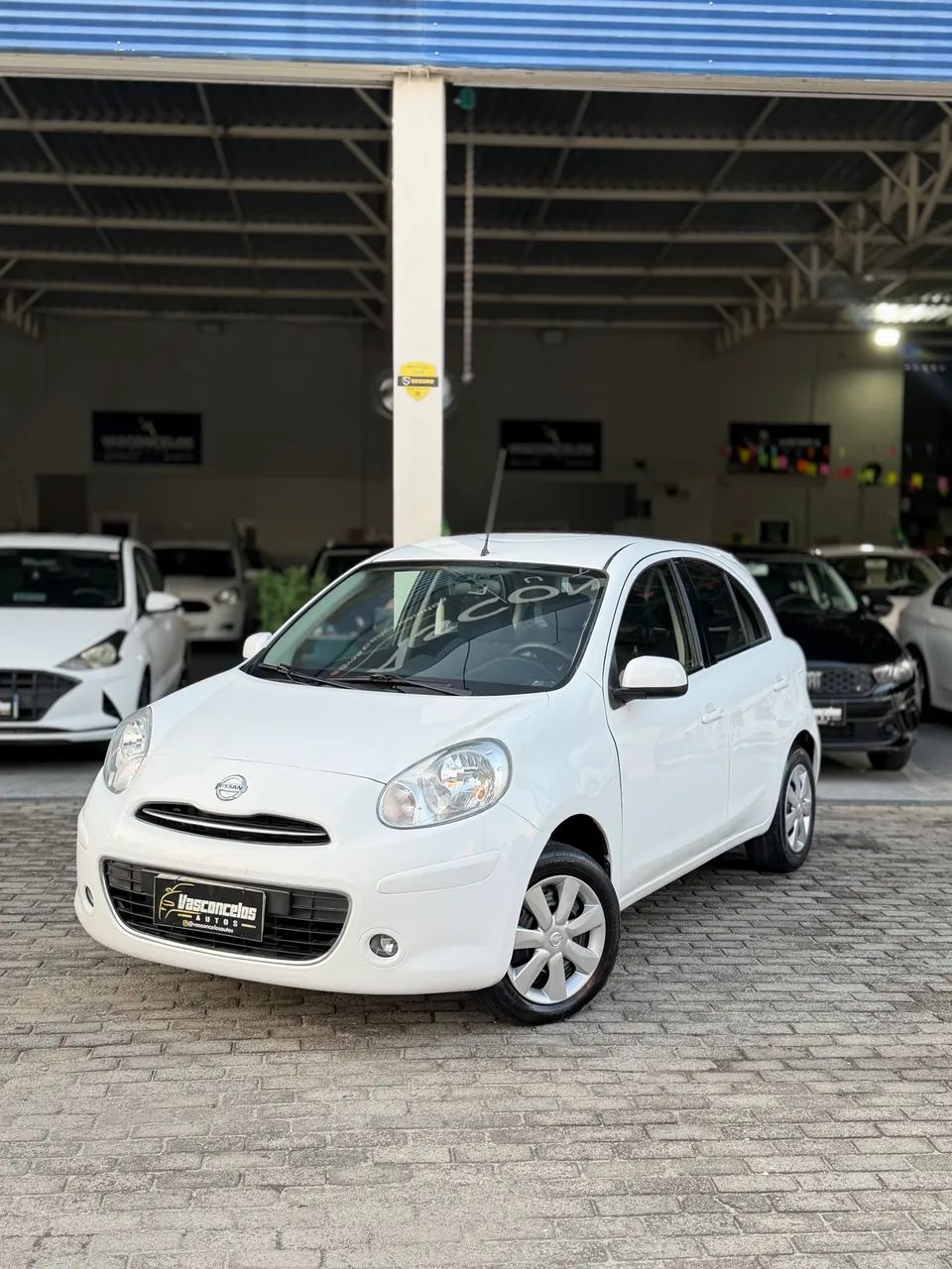Nissan March 2014