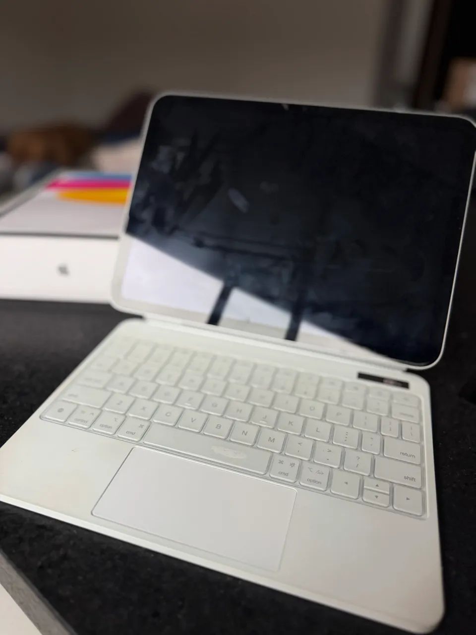  iPad 11ª Geração A16 128GB + Teclado + Acessórios - Foto 5