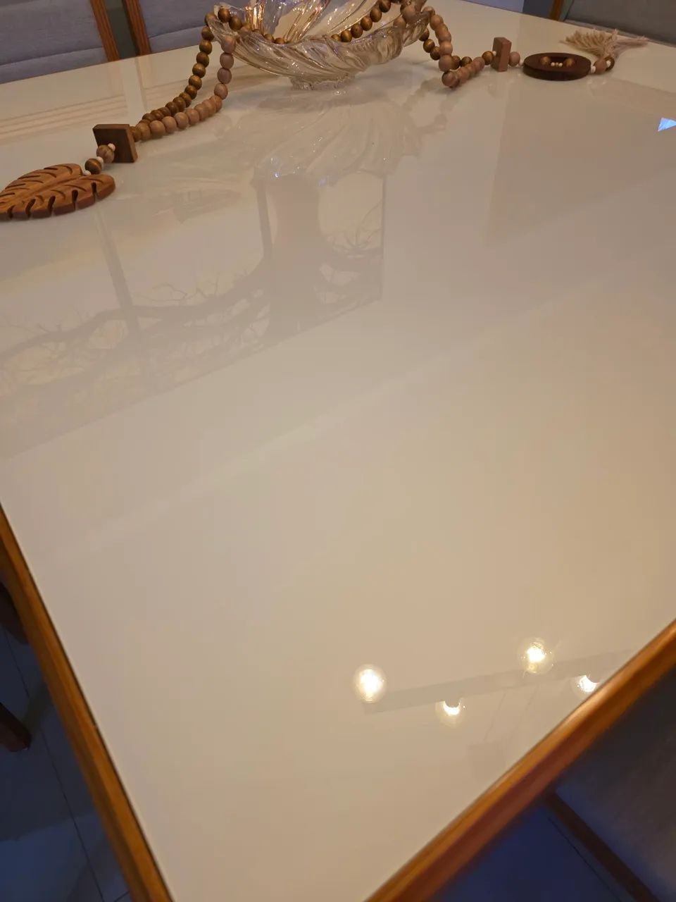 Vendo mesa quadrada com 8 cadeiras  - Foto 3