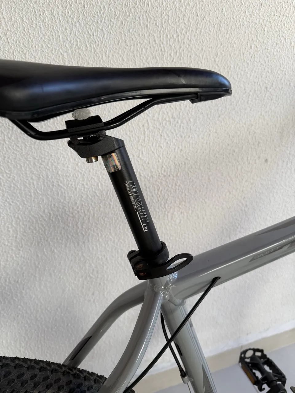 Bicicleta First Aro 29 - Shimano Altus - Excelente Estado - Foto 2