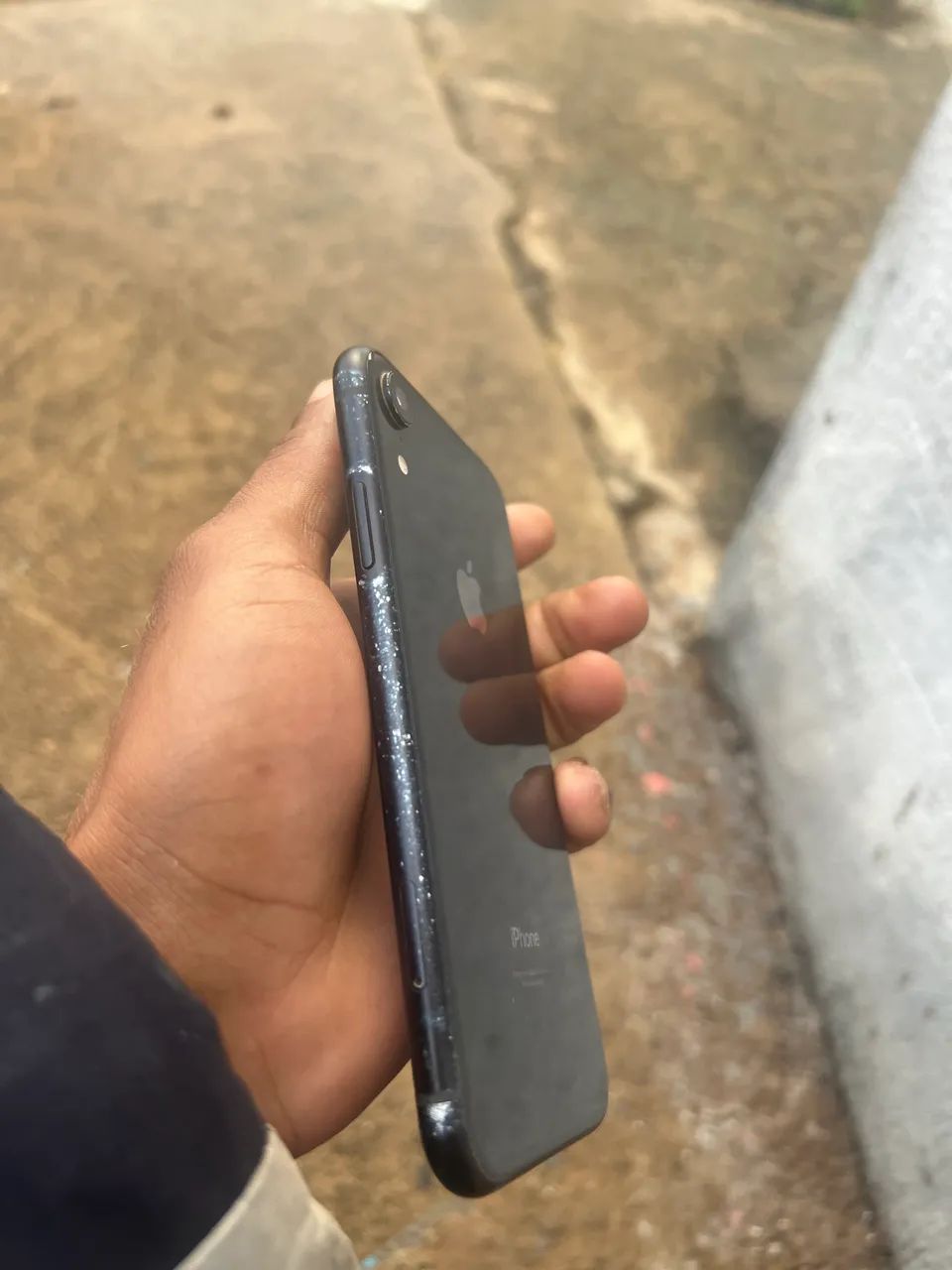 Vende-se iPhone XR 128 G - Foto 4