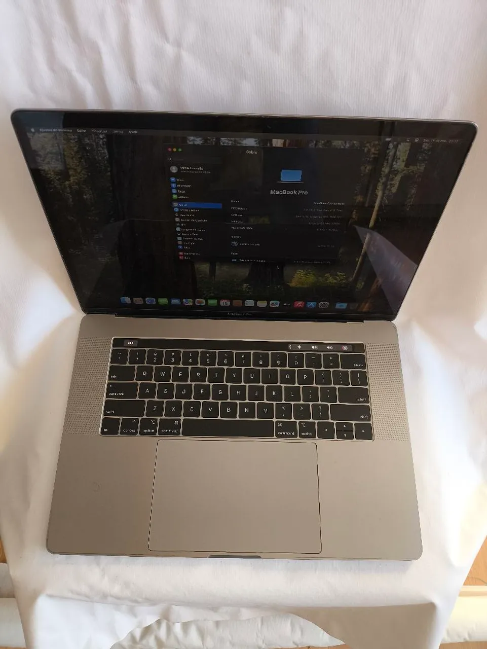 macbook pro i7 2018