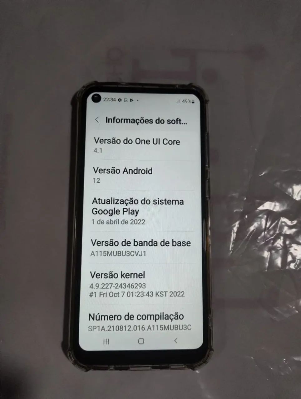 Smartphone Samsung galaxy a11 64gb 3 de ram usado com capa e película  - Foto 2