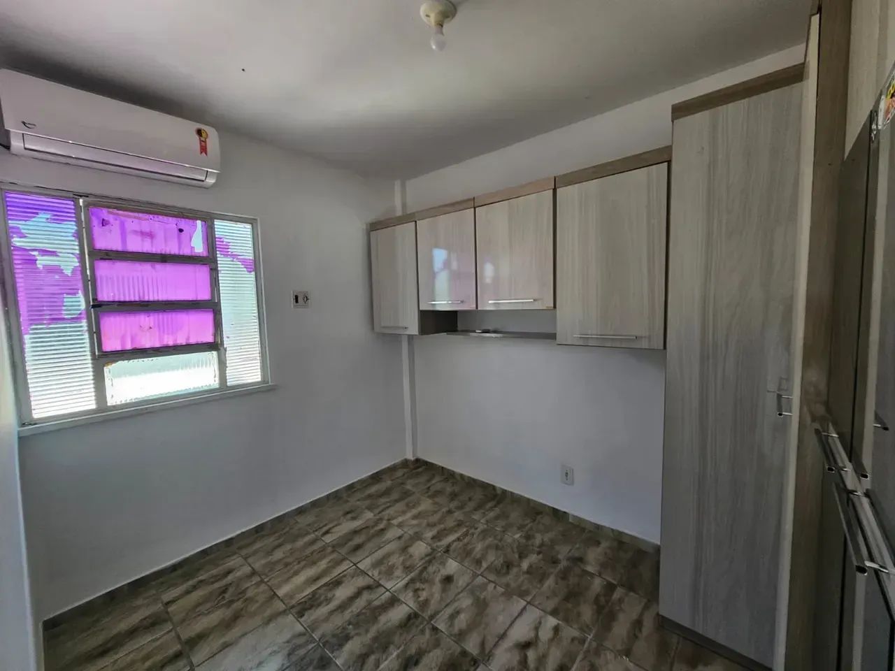 ALUGO APARTAMENTO SEMI MOBILIADO CONJUNTO TOCANTINS - Foto 3