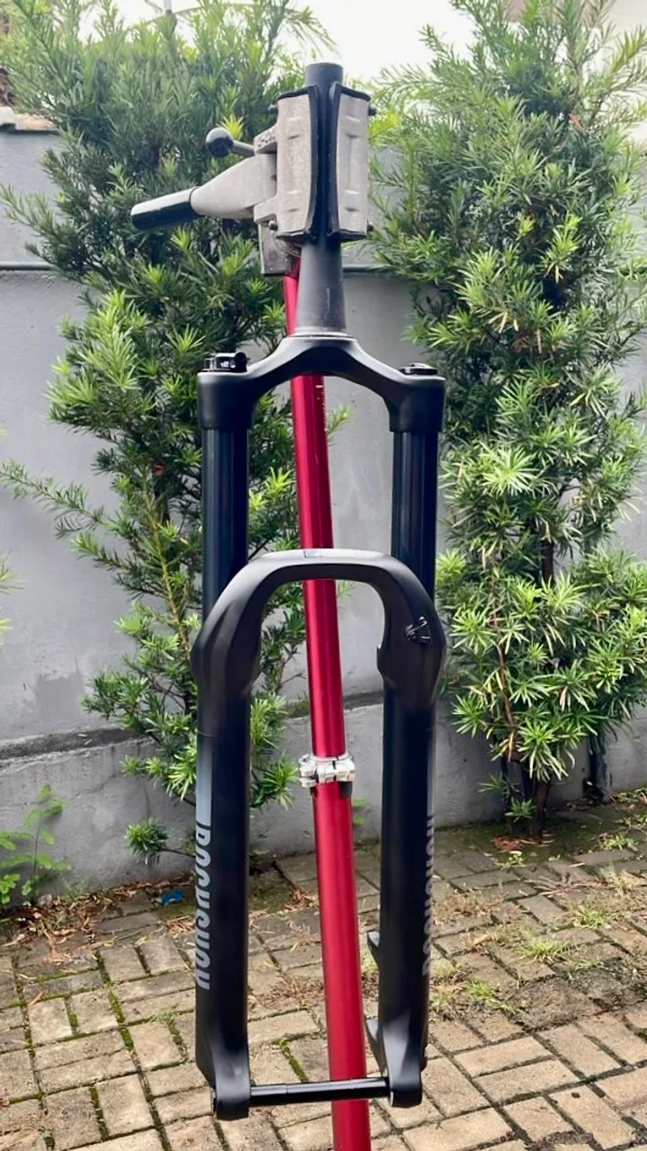 Suspensão RockShox 35 silver 160mm boost tapered zerada - Ciclismo