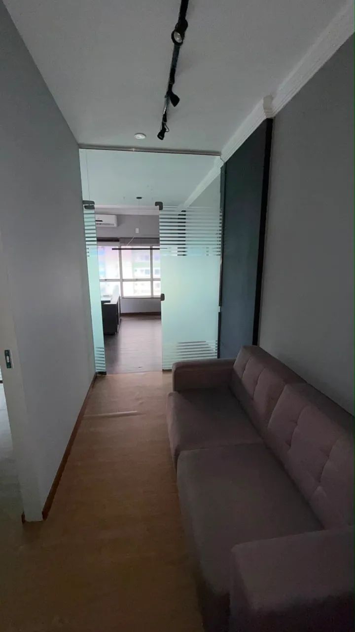 Vendo sala Ed EMPIRE CENTER  77m2   - Foto 3