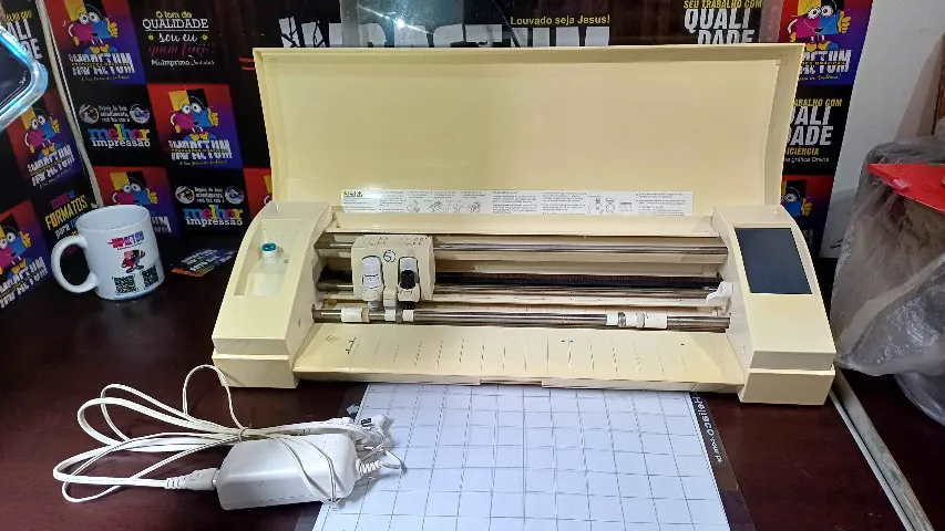 Silhouette Cameo 4 - Semi Nova na Caixa | Oportunidade