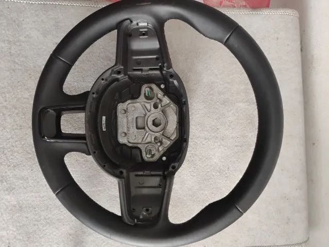 Volante veículo passeio Volvo - Foto 4