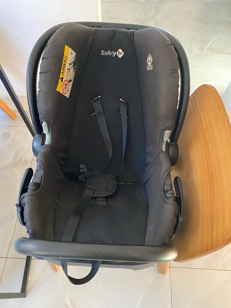 Carrinho + Bebê Conforto Safety 1st Moby
