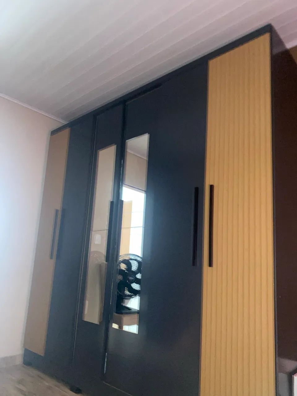 Guarda roupa casal