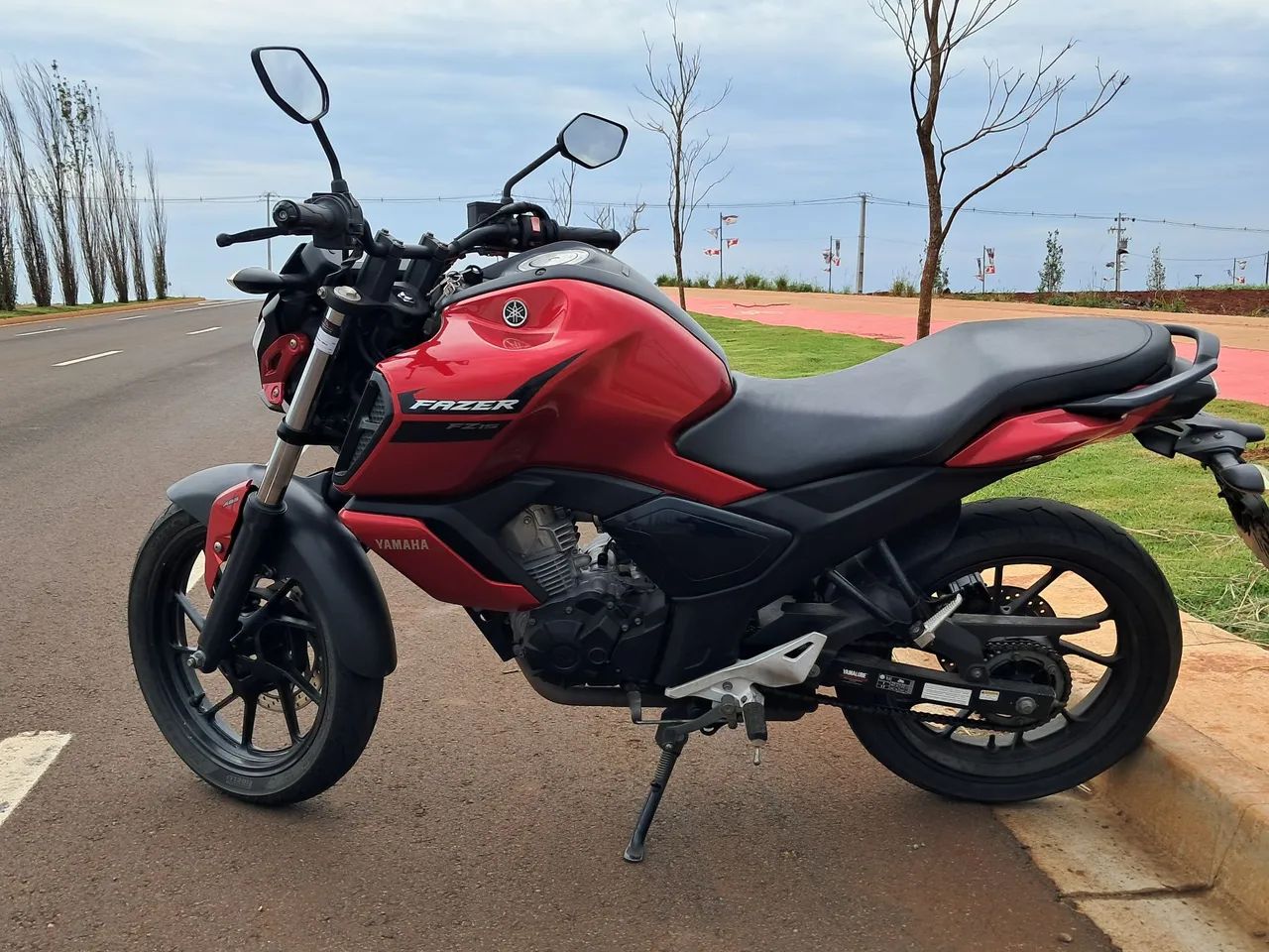 Fazer 150 ( valor 16.000 )