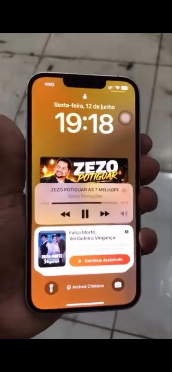 iPhone 13 128GB por R$2.500