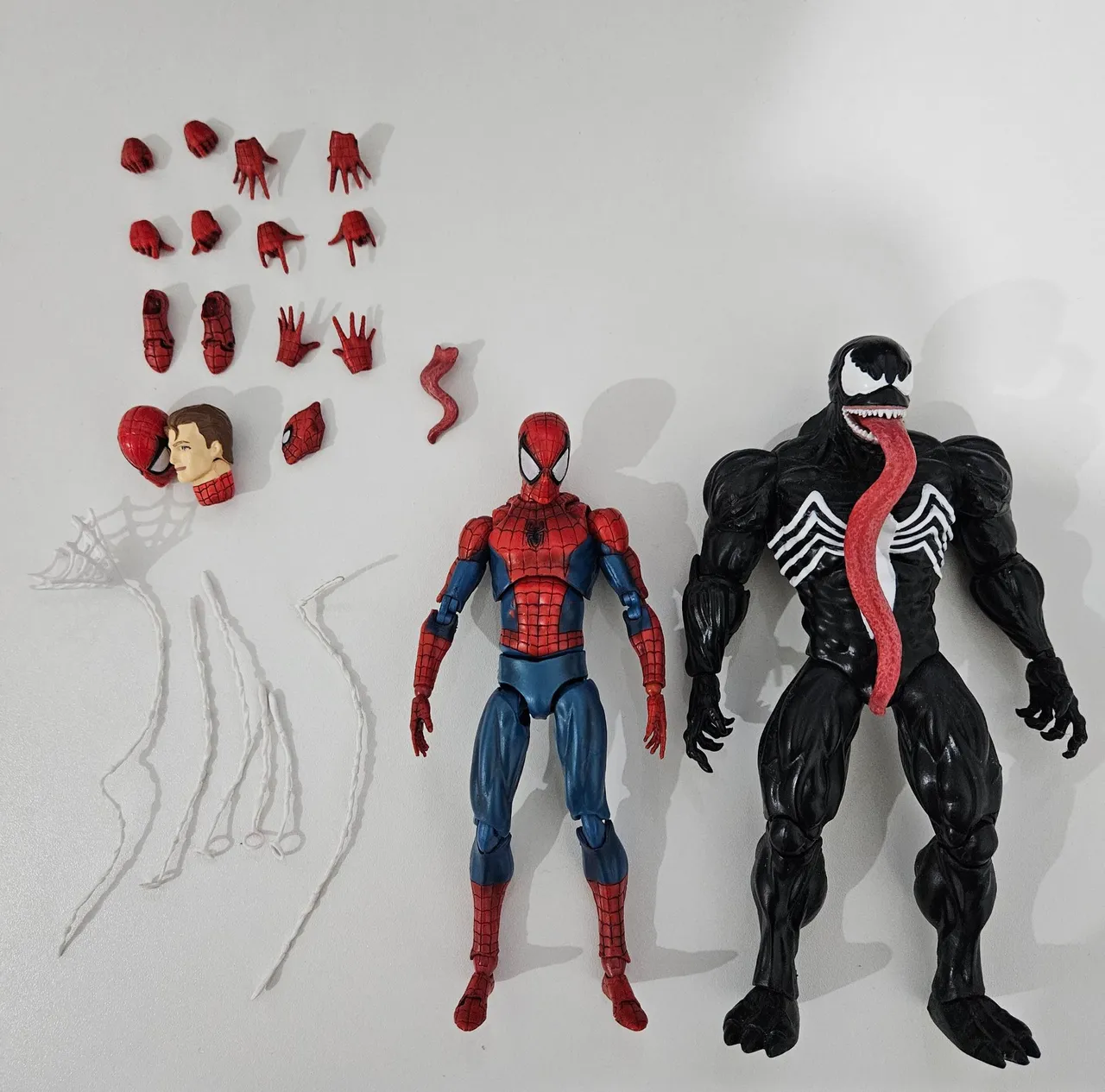 Action Figure Spider-Man 2099 Retrô Marvel Legends - Hobbies e