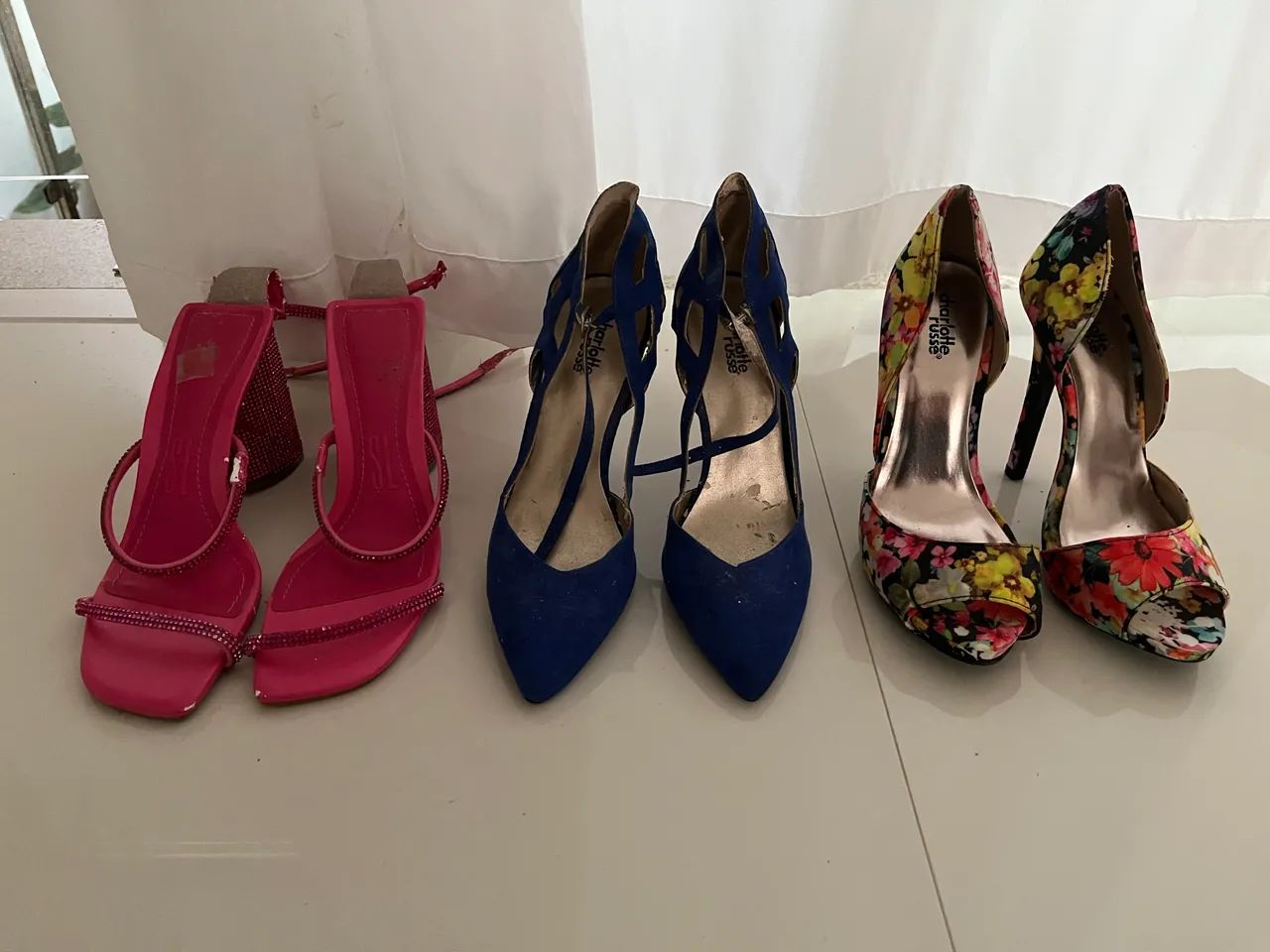 Vendo sapato feminino estado de novo 