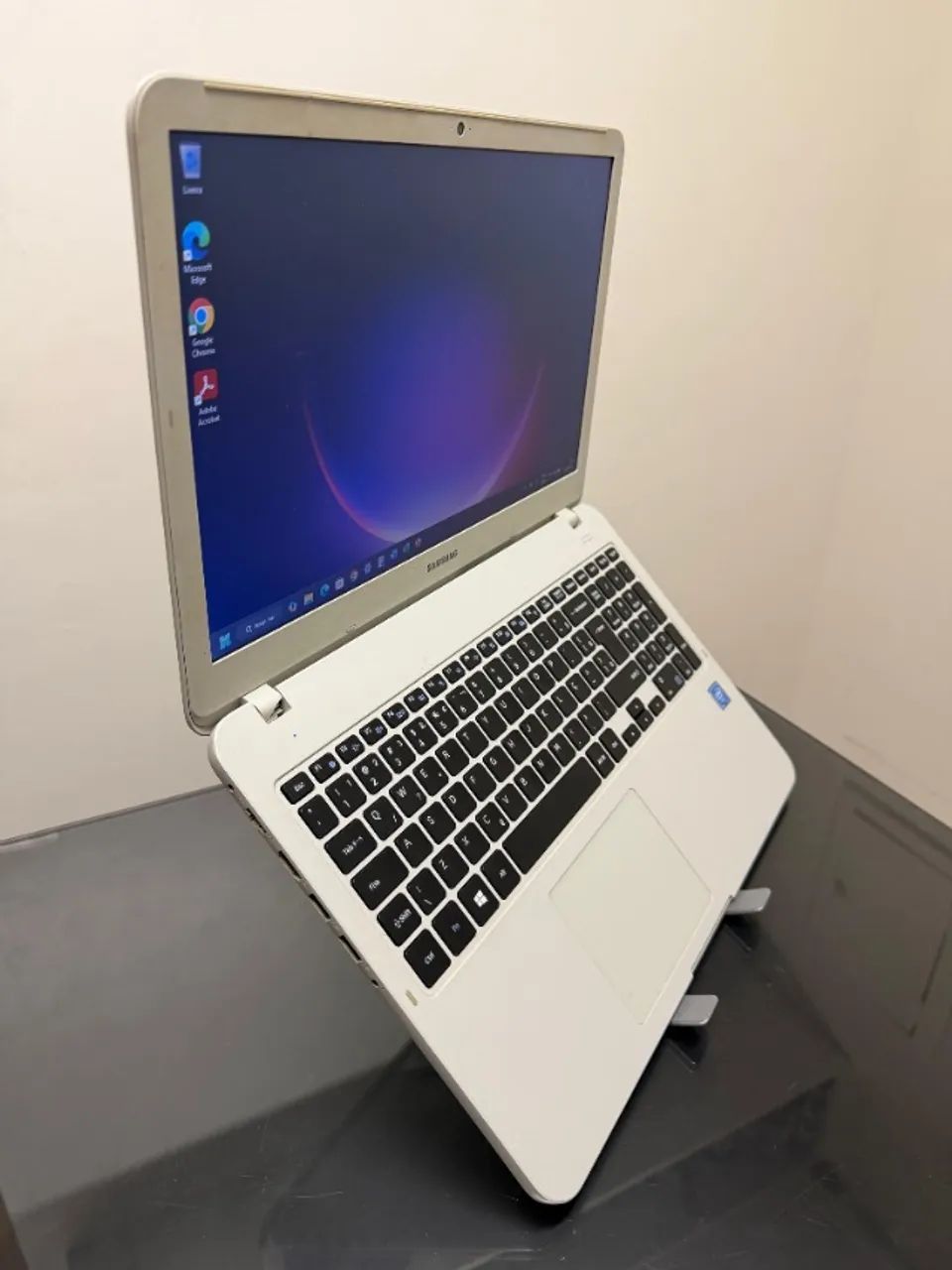 Notebook Samsung Essencial  - Intel Celeron 9°- 8GB RAM DDR4- SSD 128GB - 15P - Completo - Foto 2