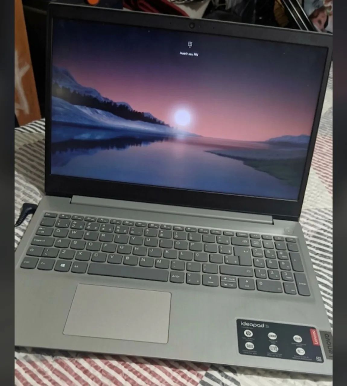 Vendo notebook 