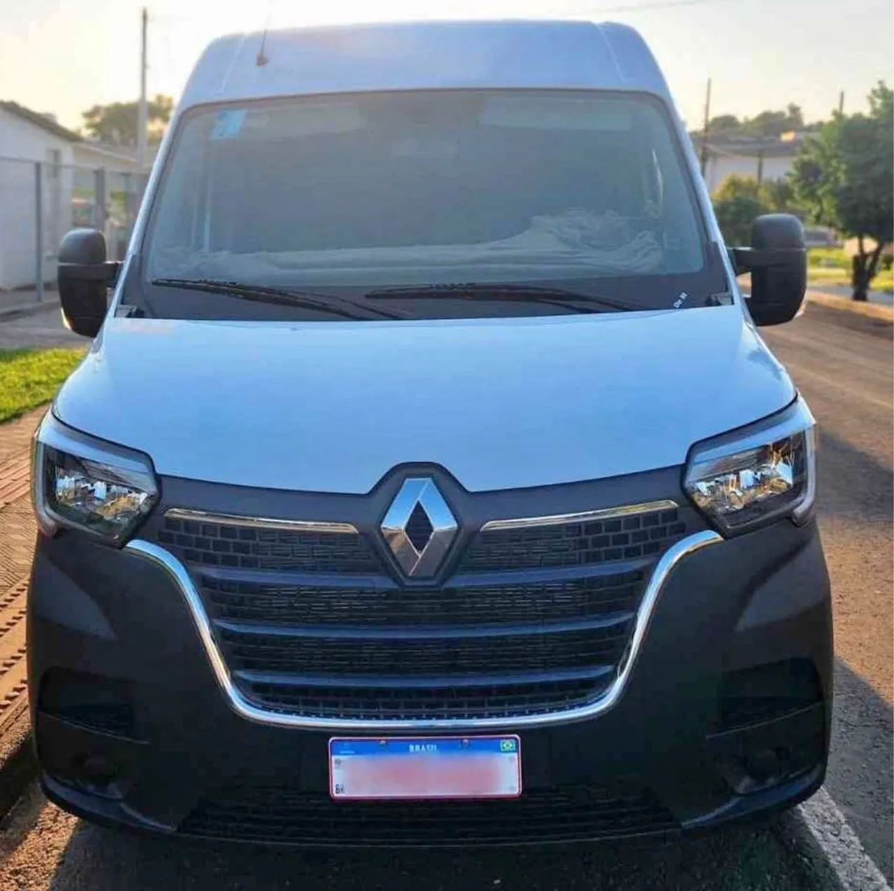 RENAULT MASTER L3H2 EXECUTIVA 2023