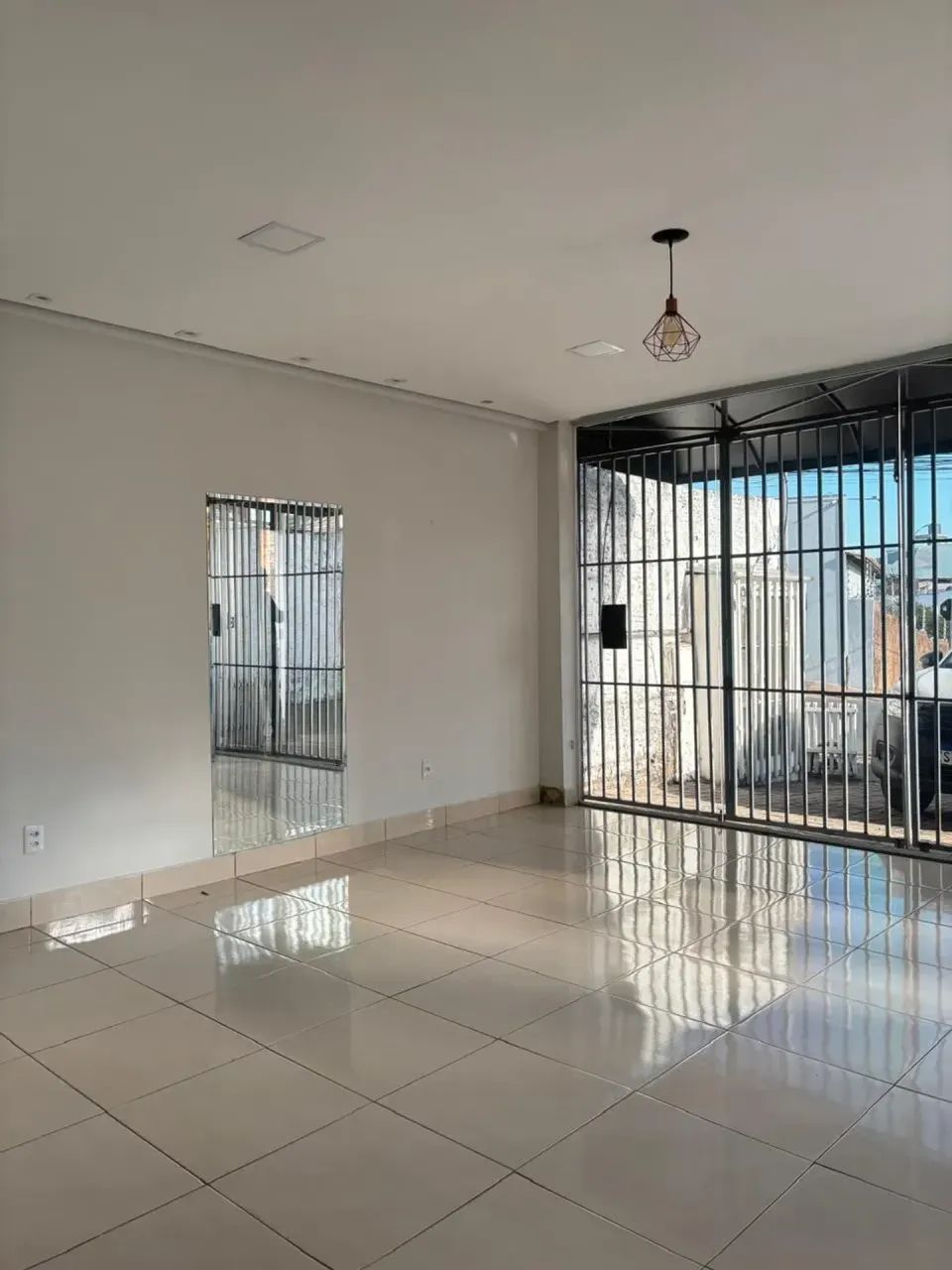 Sala comercial  para aluguel com 30 metros quadrados com 1 quarto em Dom Aquino - Cuiabá -