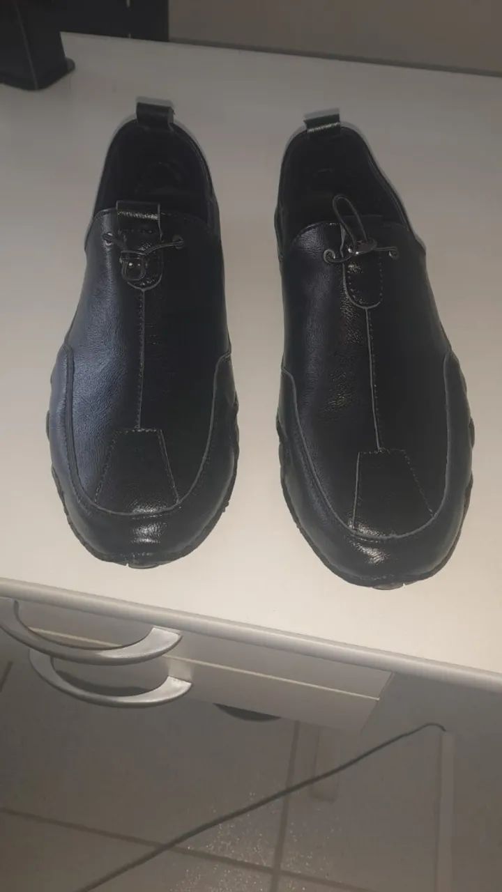 Vendo um par de sapatos - Foto 4