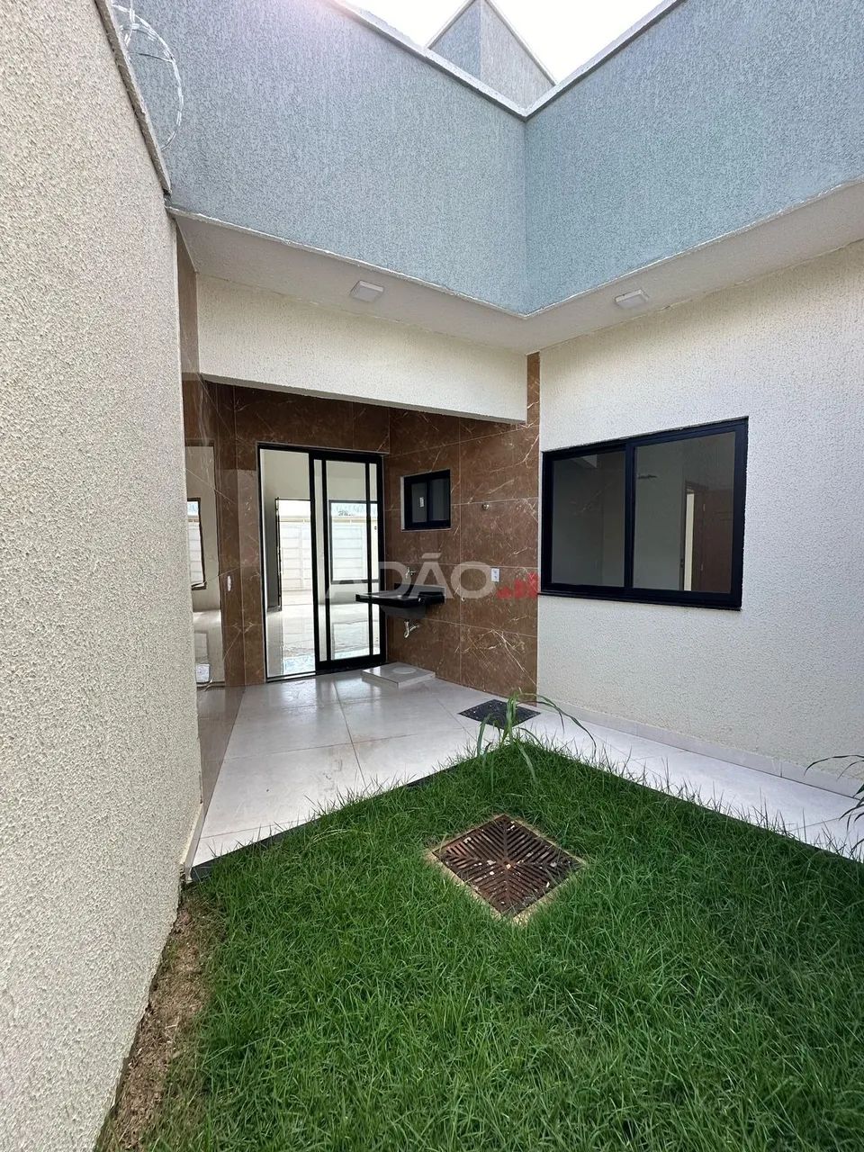 Casa Moderna com Pé Direito Duplo - Foto 3