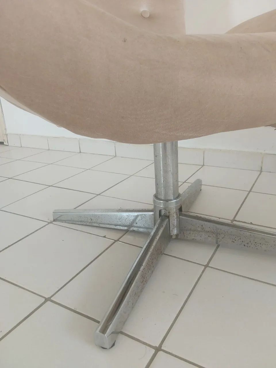 Poltronas seminova pra vender logo  - Foto 4