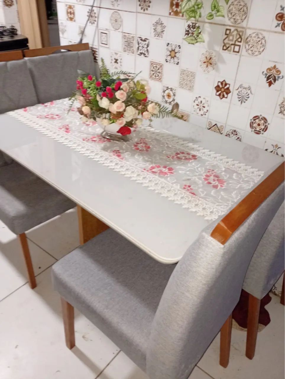 Complete dining table467355638348523522