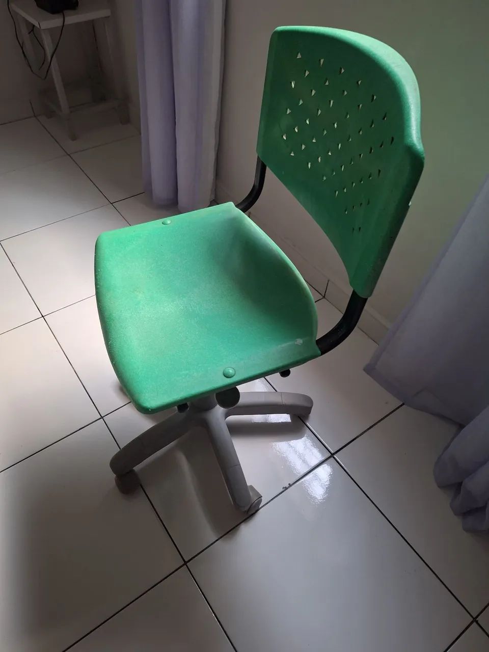 Cadeira de Escritório  - Foto 2