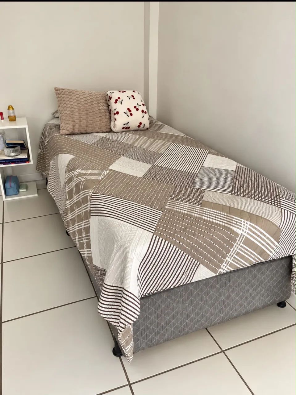 Cama de solteiro
