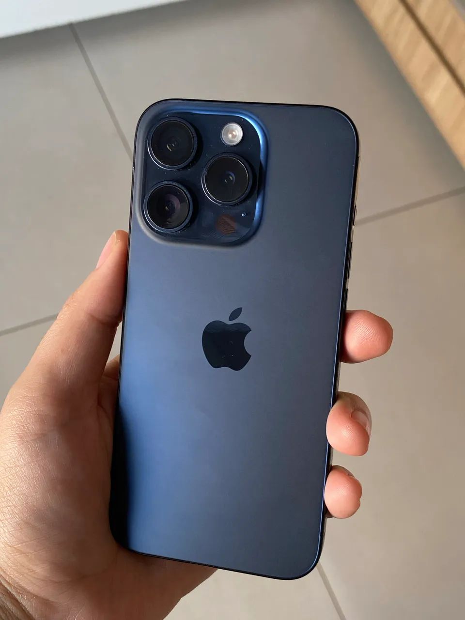 iPhone 15 Pro 512GB - Todo Original - Foto 2