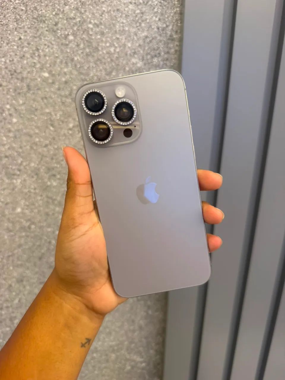 iPhone 15 pro Max - Foto 2
