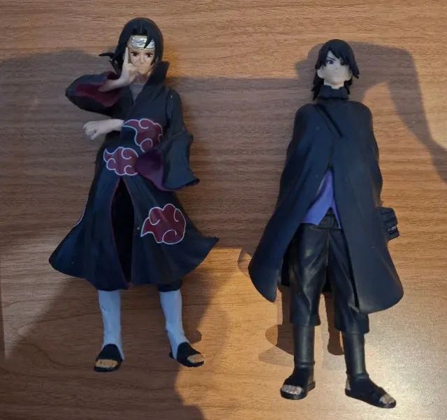 Sasuke e Itachi Figure Boneco