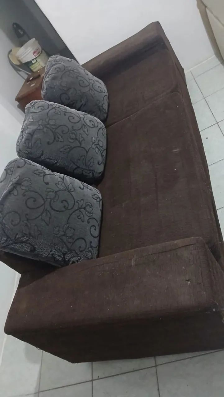 Sofá 200,00