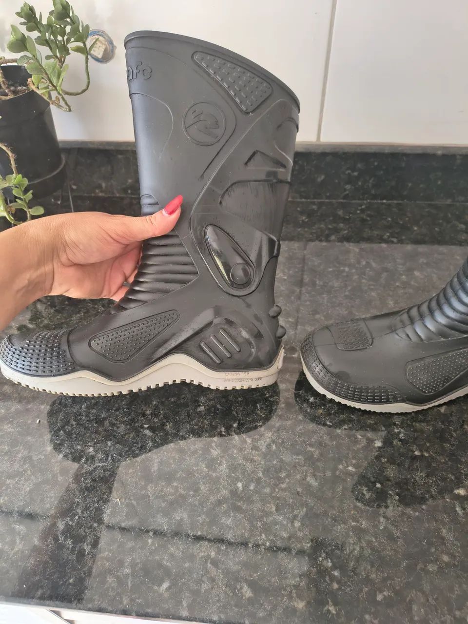 Bota - Foto 2