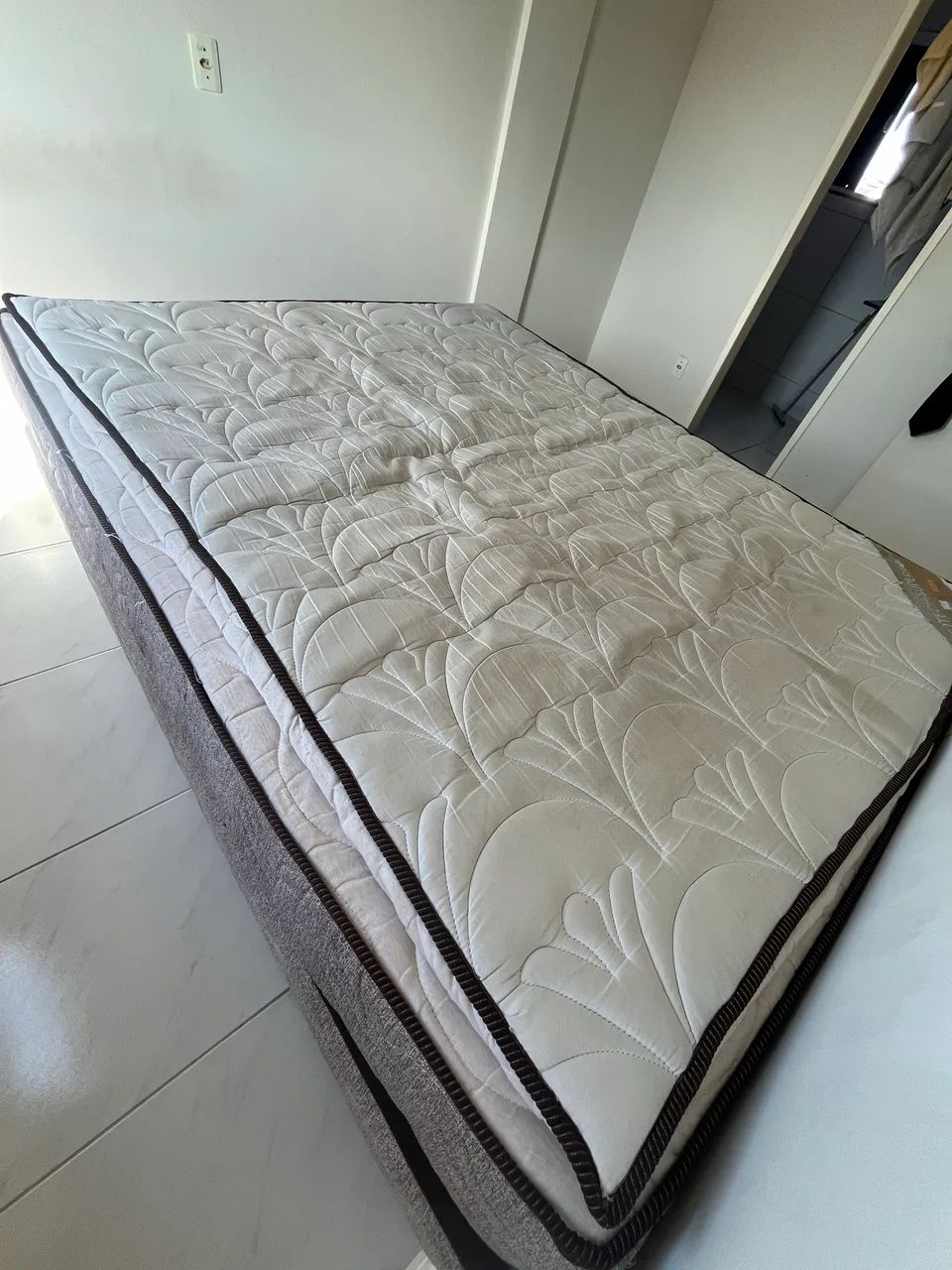 Cama box Queen  - Foto 4