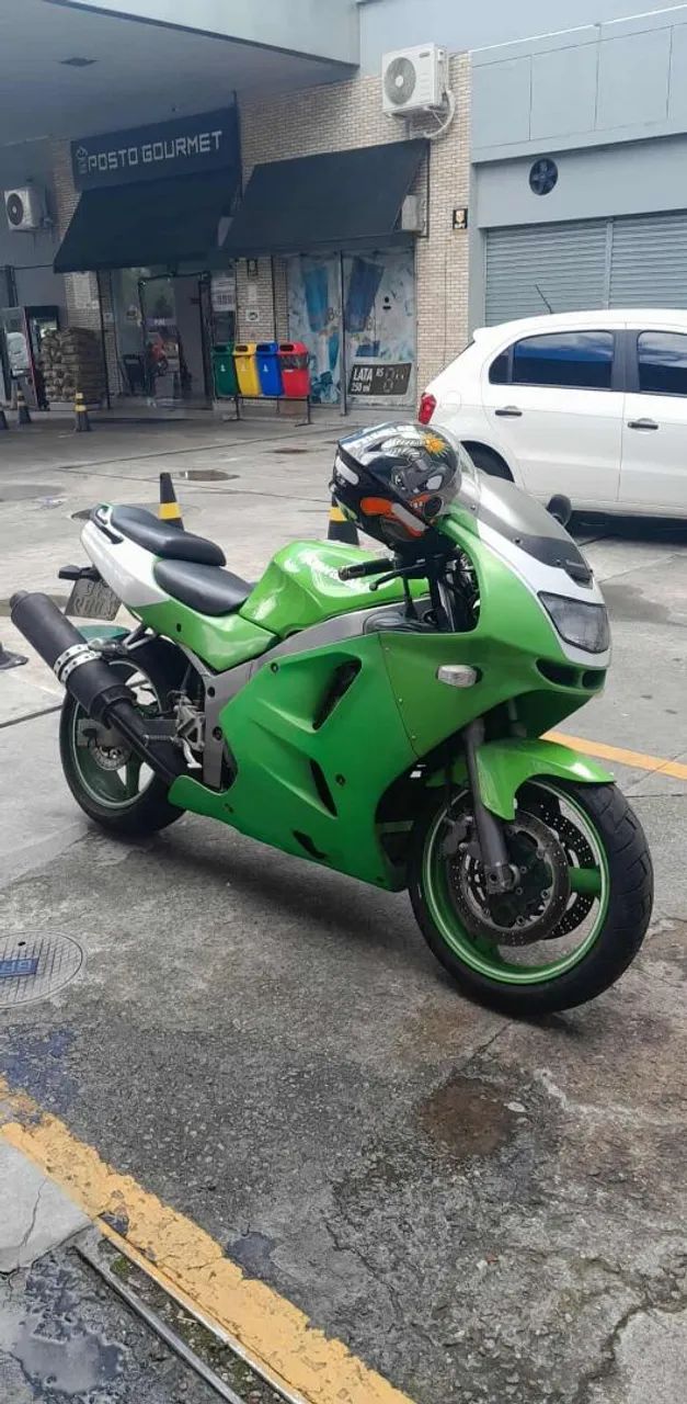 Kawasaki Zx-6r 600cc 1996 - 1489947955 | OLX