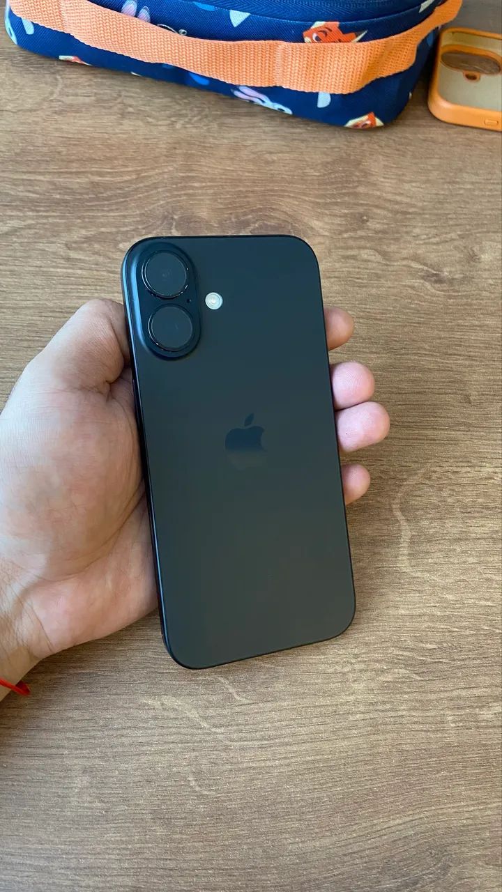 iPhone 16, excelente!  - Foto 3