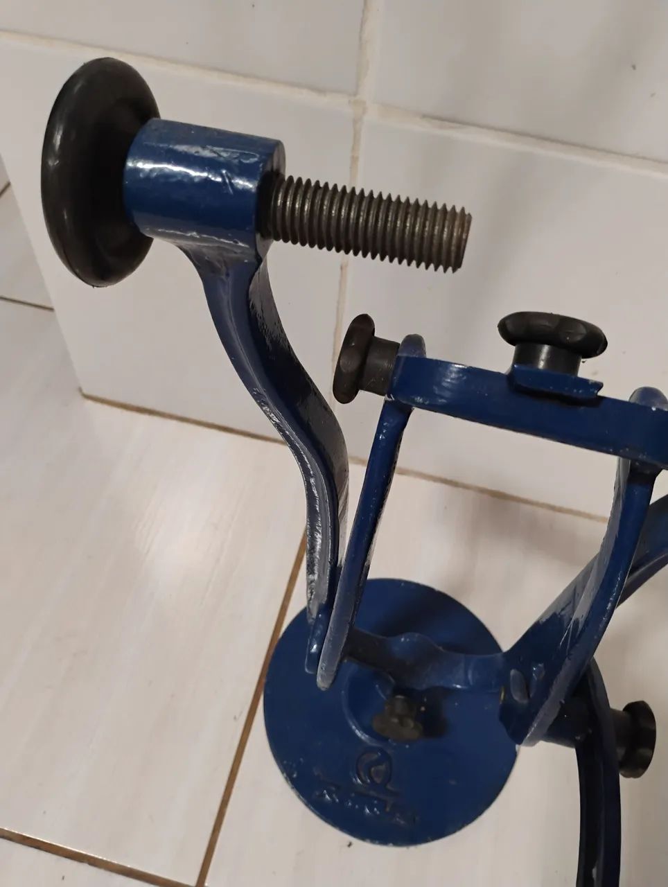 Alinhador RARUS Moto/Bicicleta Compatibilidade: Aros de 10 até 29 polegadas - Foto 3