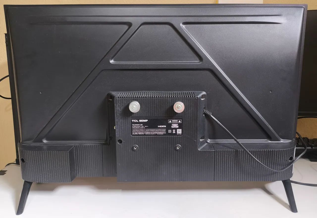 Tv 32 polegadas 4k Android comando de voz  - Foto 4