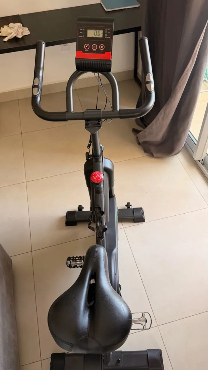 VENDO BICICLETA ERGOMÉTRICA - Foto 2