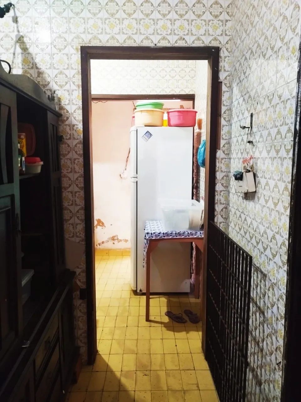 VENDE-SE CASA NO CENTRO PRÓXIMO AO DUTRA - Foto 5