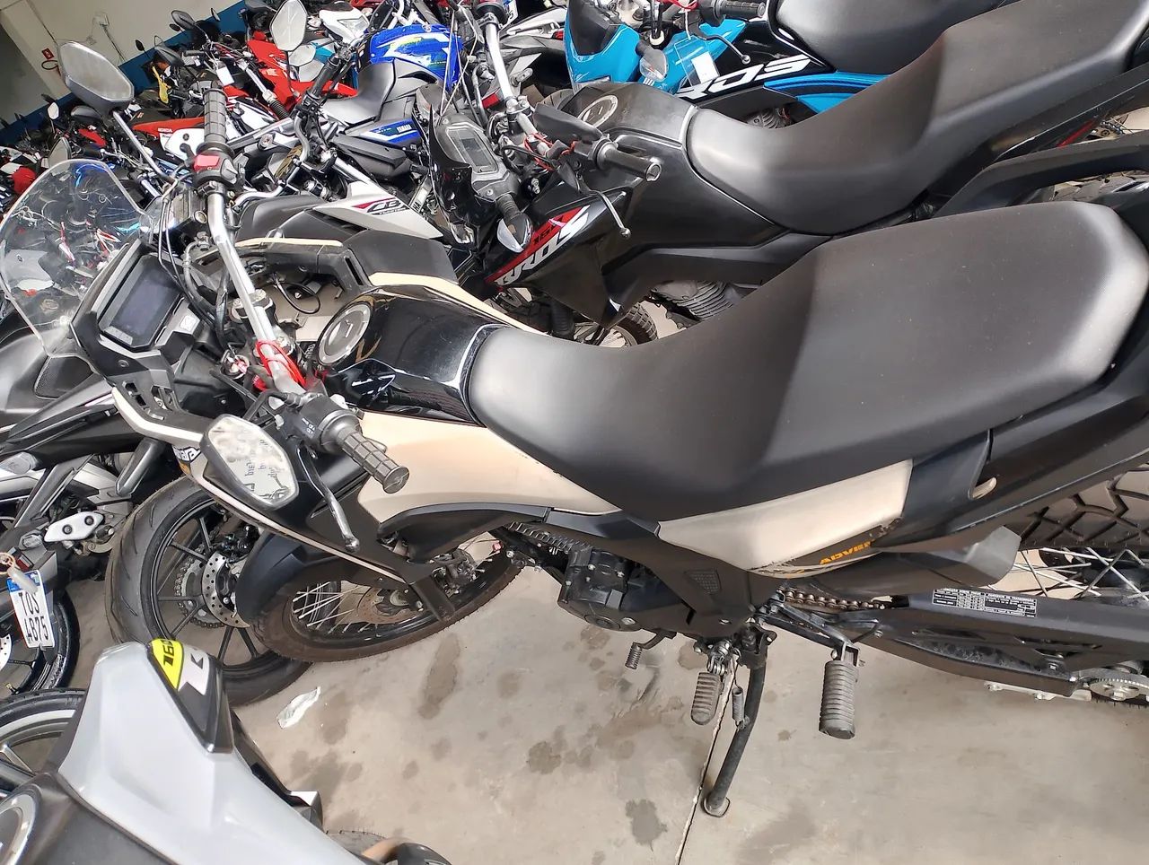 HONDA Sahara 2024 - Foto 5
