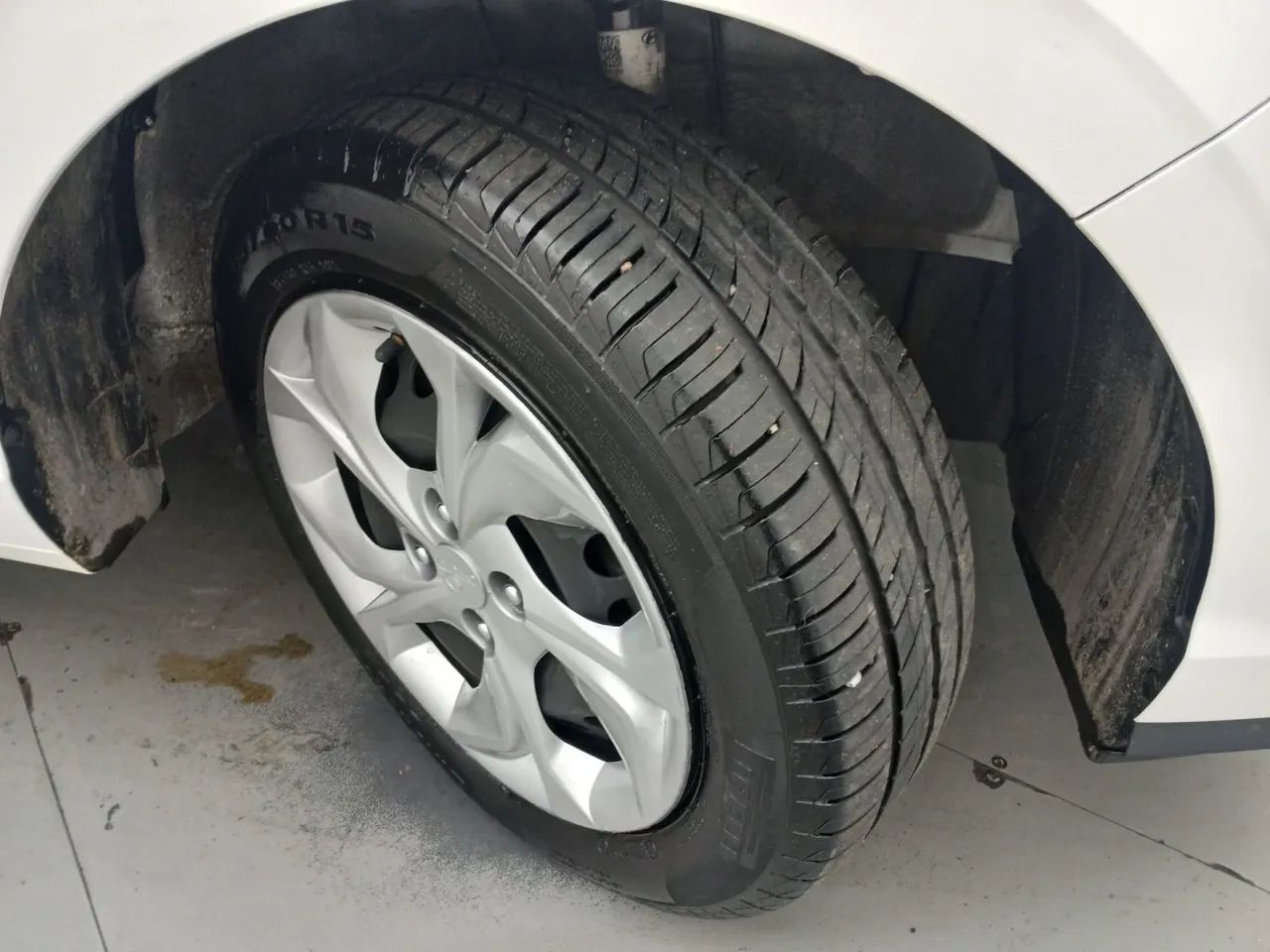 Hyundai HB20 Comfort Plus 1.0 Flex 12V Mec., foto 13 de 18
