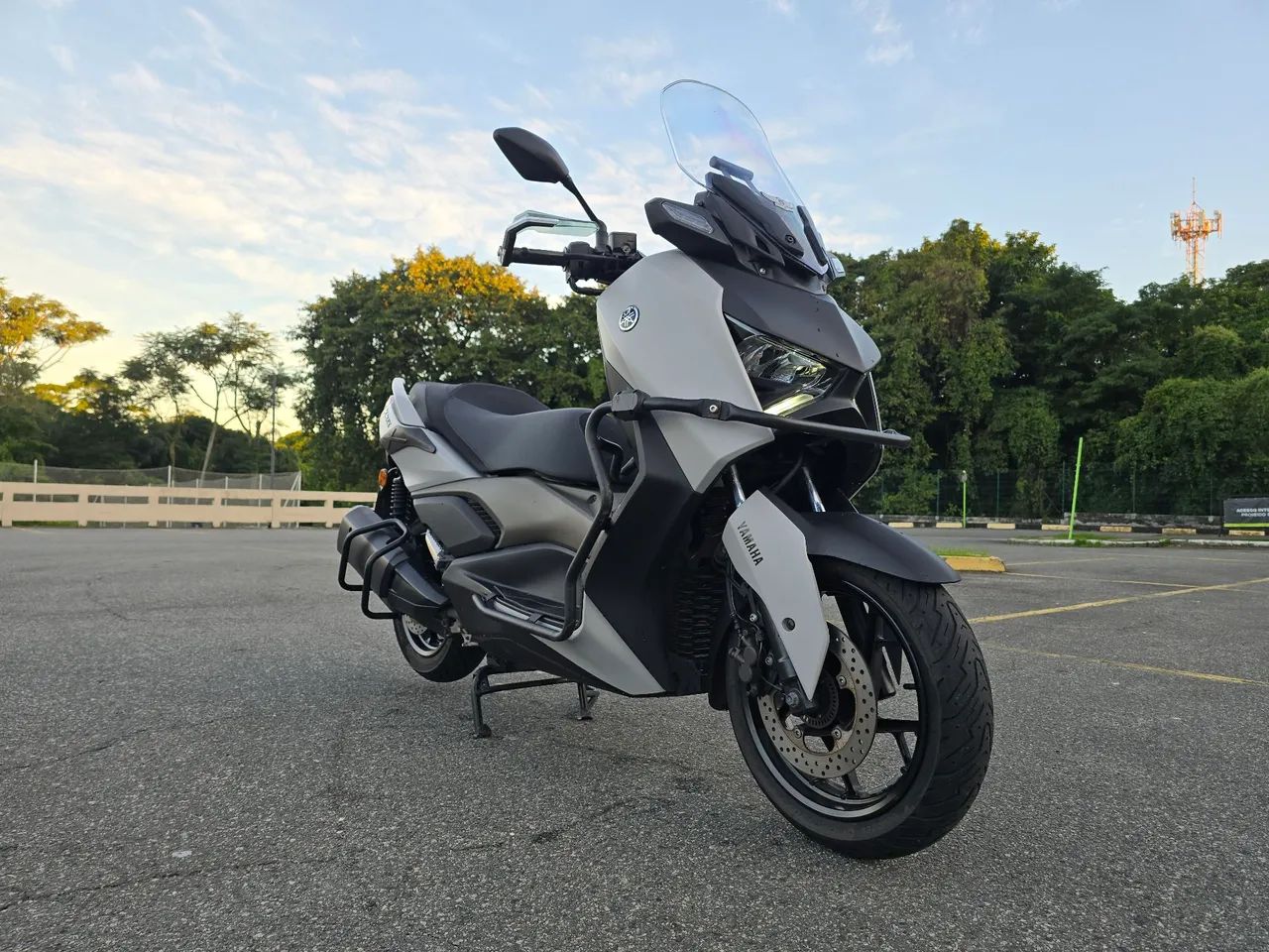 XMax Connected XMax 250 Connected 2025
