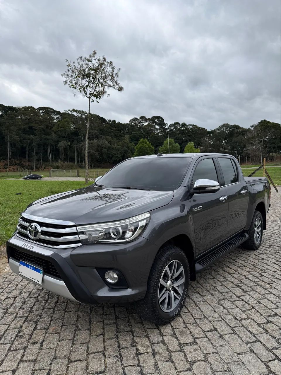 Toyota Hilux Hilux CD SRX 4x4 2.8 TDI 16V Diesel Aut. 2017