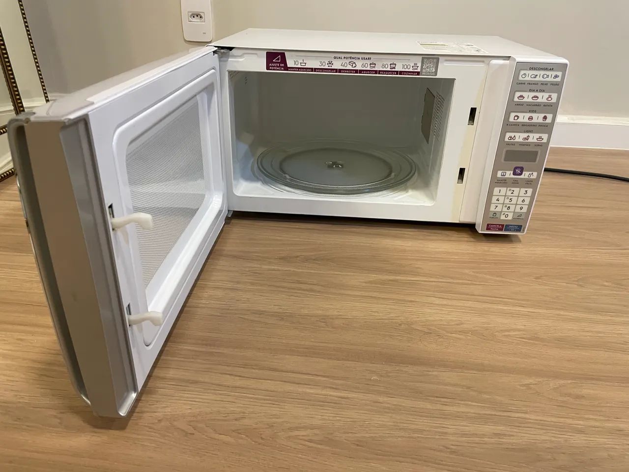 Microondas Eletrolux 34 Litros  - Foto 2
